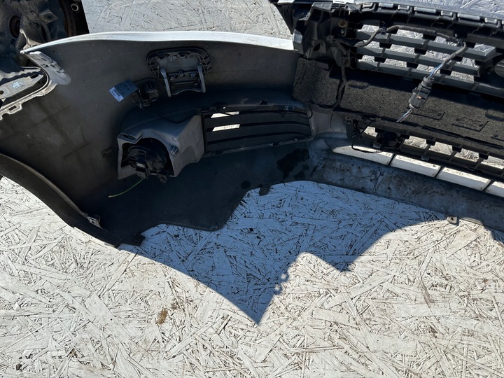 фото №8, A4 8k бампер перед білий омивачі pdc ly9c