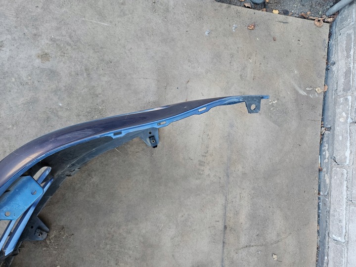 фото №7, Toyota avensis t25 03-06 бампер перед 8p4