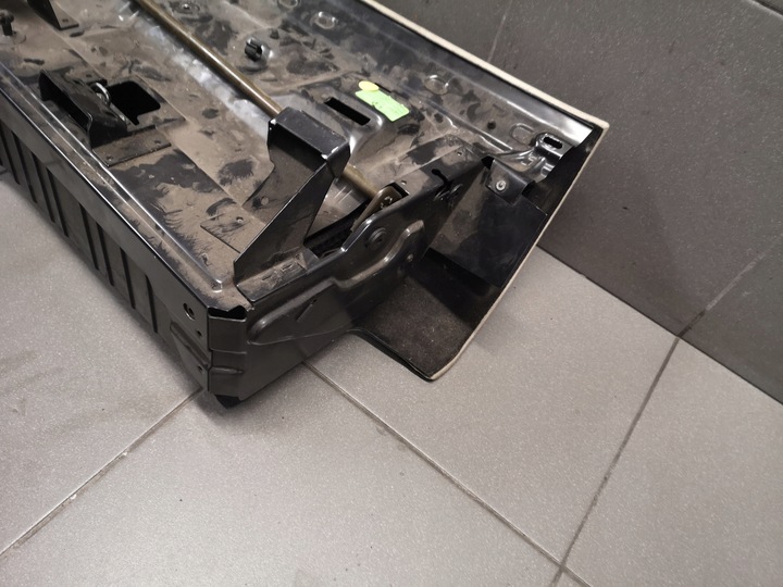 фото №14, Бардачок пассажира audi a8 d2 eu krem 4d1857095l