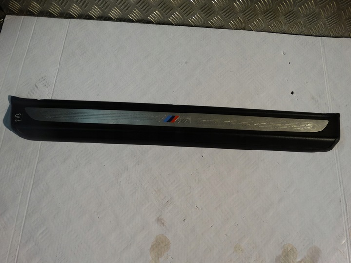 фото №1, Ідеальна накладка планка порогова права bmw f13 1