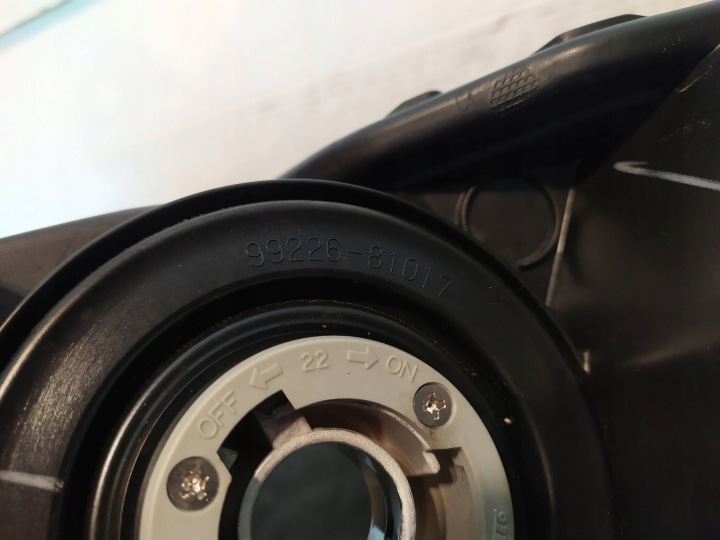 фото №13, Фара правое перед toyota aygo 22- 9922681017