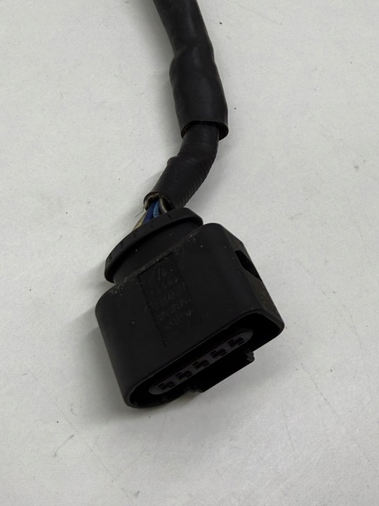 фото №9, Audi volkswagen seat skoda штекер разъём соединитель + шланг 8k0973705