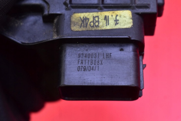 фото №10, Замок двери левые перед передний eu 3n6a-a21813-k mazda 3 1 i bk 5d hb 03-06