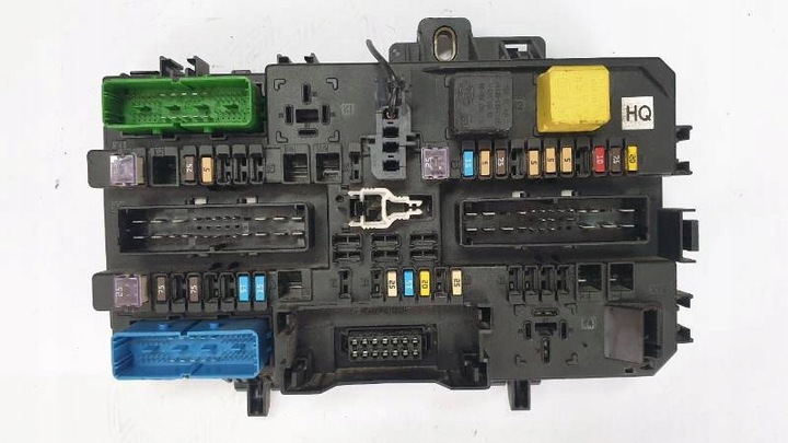 фото №1, Коробка запобіжників opel astra h 04-11r 1322083