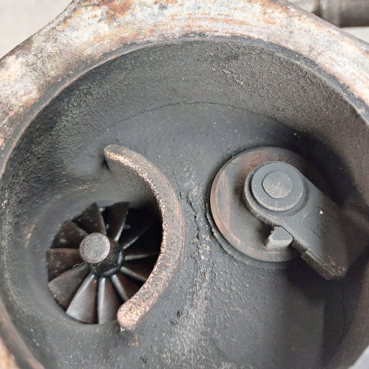 фото №16, Audi a3 8p golf v eos 2.0 tfsi bwa турбонагнетатель 06f145701b 53039700086