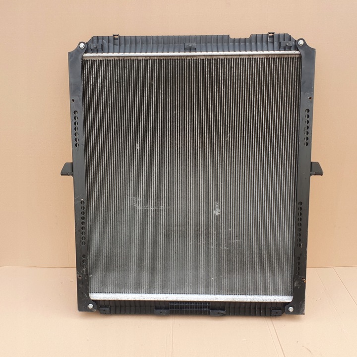 фото №14, Mercedes actros mp4 радіаторів рідини води