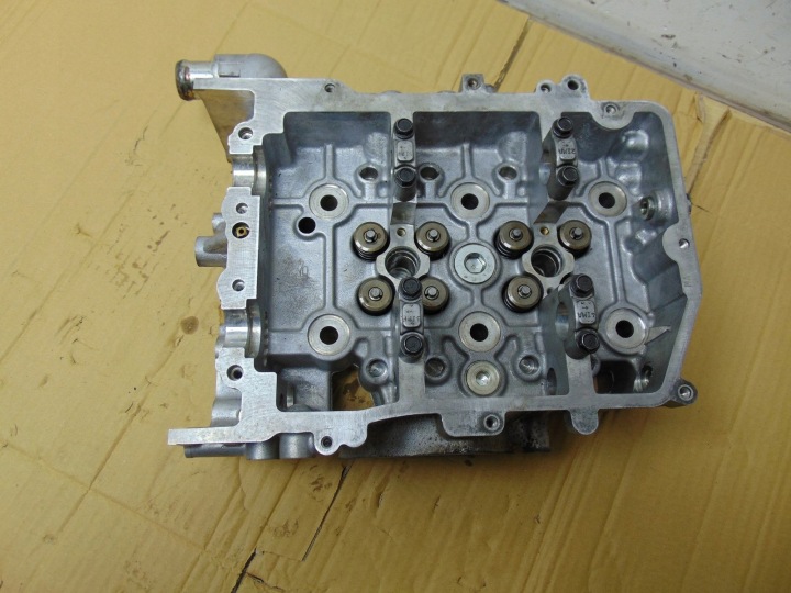 фото №11, Головка цилиндров subaru impreza forester 2.0d le.