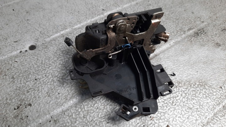 фото №3, Замок дверь левый зад volkswagen golf iv 98r 1.6b