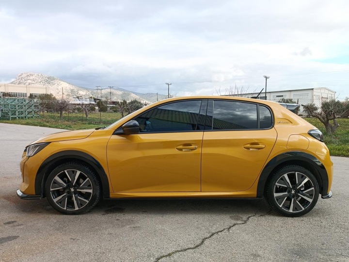 фото №7, Накладка порогов do peugeot 208 p21 | u ii 2019- хэтчбек