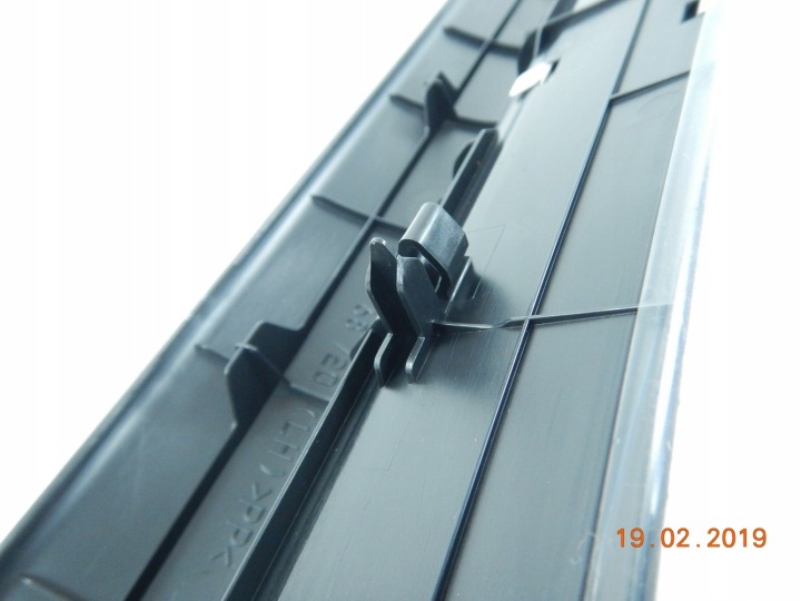 фото №6, Молдинг пороговая внутренняя mazda 3 03-07 / bp4kv1370f02