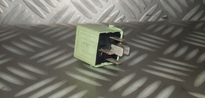 фото №12, Bmw 5 e61 реле компресора підвішування пневматичного рівень ehc 8373700