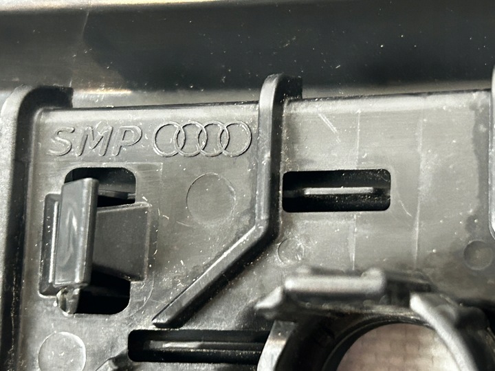 фото №6, Audi q3 рестайлінг права решітка бампера pdc