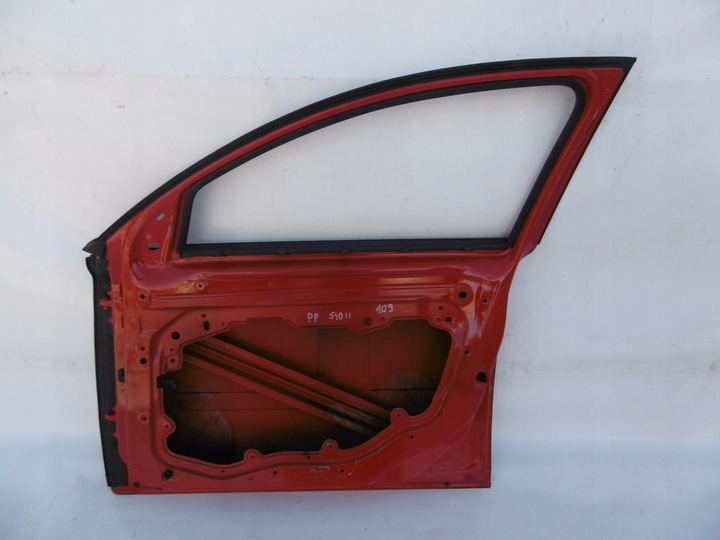 фото №16, Дверь правый перед передние 612 passion red volvo s40 ii v50