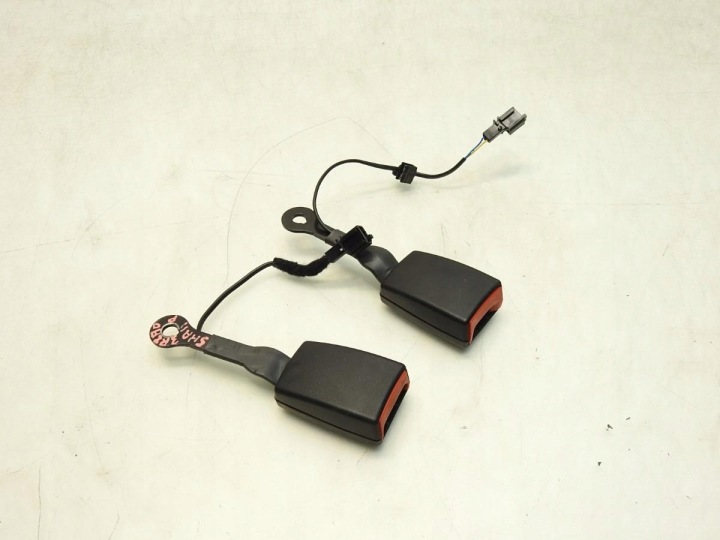 фото №8, Застёжка застёжки ремня безопасности зад iii ряд vw sharan ii 7n0858491a