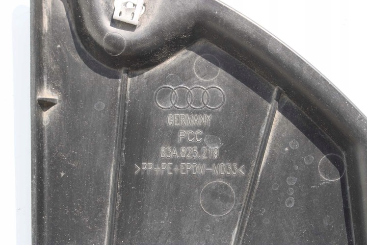 фото №10, Audi q3 підкрилок задні зад 83a810171a 83a810172a ліві праві 83a810171d 83a81