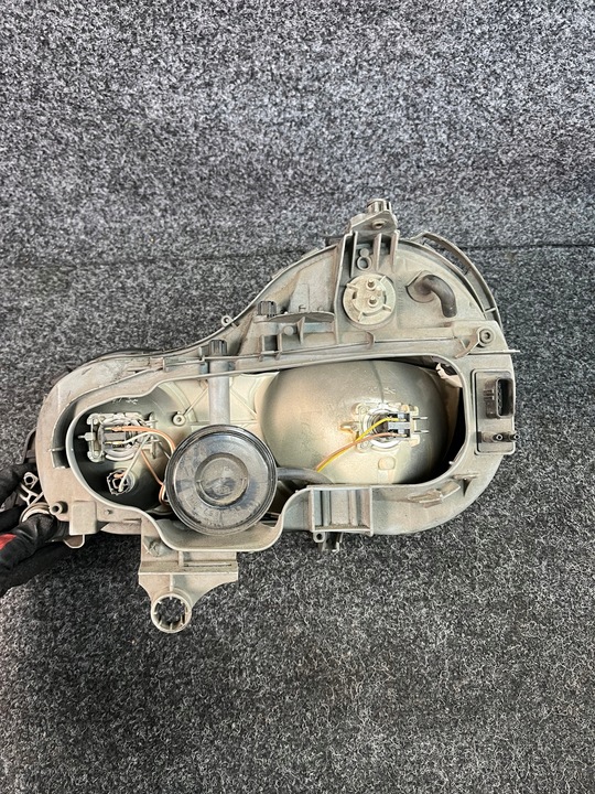 фото №6, Лампа перед права mercedes e клас w210