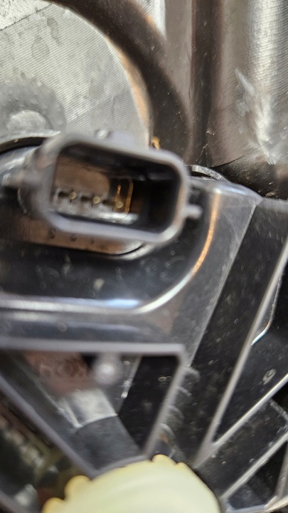 фото №13, Лампа перед ліва лінза led toyota verso-s ractis ii 2010-