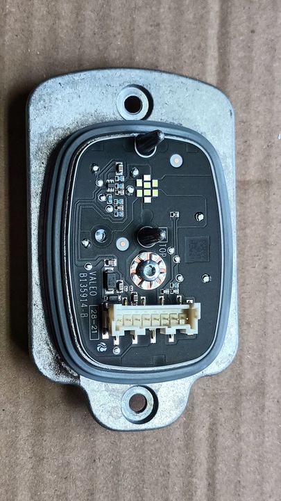 фото №12, Модуль led ford kuga iii 19- штекер 8 pin