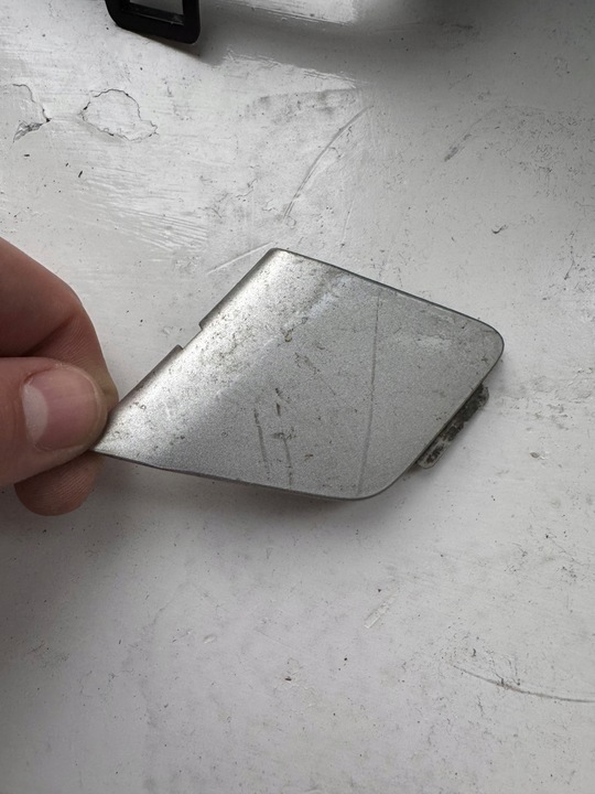 фото №11, Ford c-max mk2 09-13r. - заглушка фаркоп бампера перед am51-17a989-aa