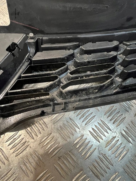 фото №5, Решётка передняя эмблема qashqai j10 рестайлинг 09-13