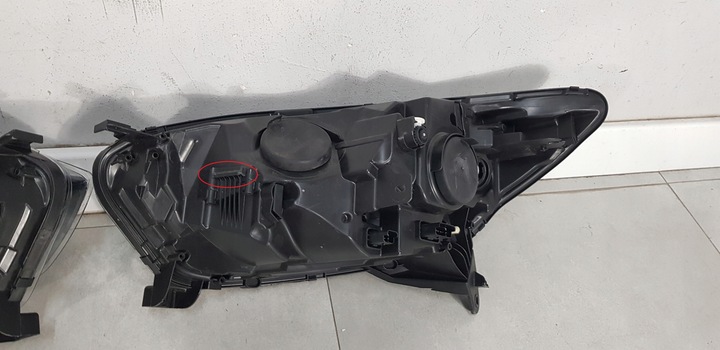 фото №15, Renault captur 13-17 лампа правая левая комплект 260105066r 260607817r