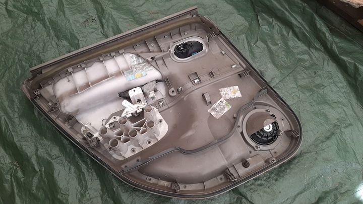 фото №9, Боковина правий зад 8200213362 renault scenic ii 2