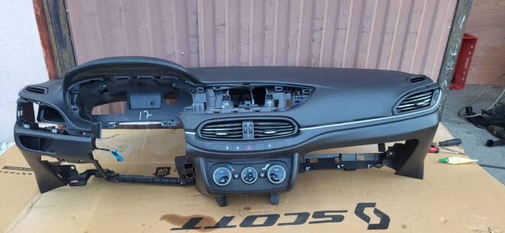 фото №7, Комплект подушка  консоль перед fiat tipo 131313
