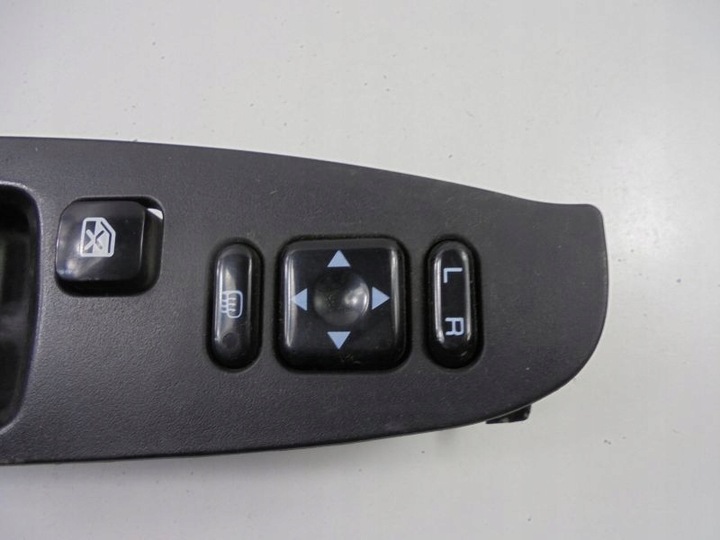 фото №7, Legacy iii переключатель стекло перед левый 83071ae020