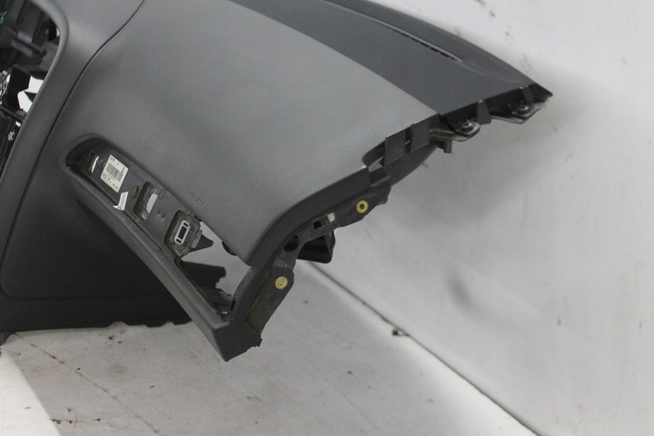 фото №8, Консоль панель ремені подушка безпеки audi a6 c6 04-08 євро