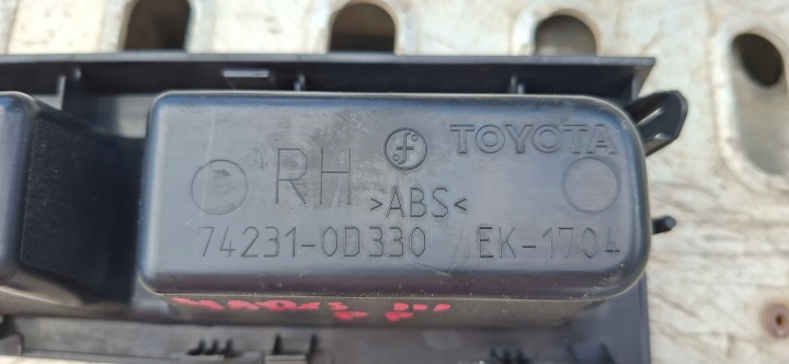 фото №6, Toyota yaris iii 11-20 панель перемикач скла праве перед 74231-0d330