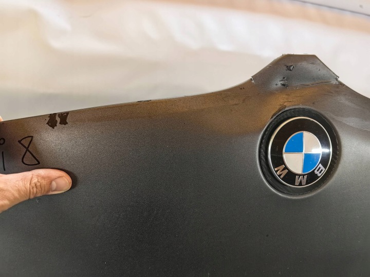 фото №5, Bmw i8 - капот крышка двигателя рекомендую
