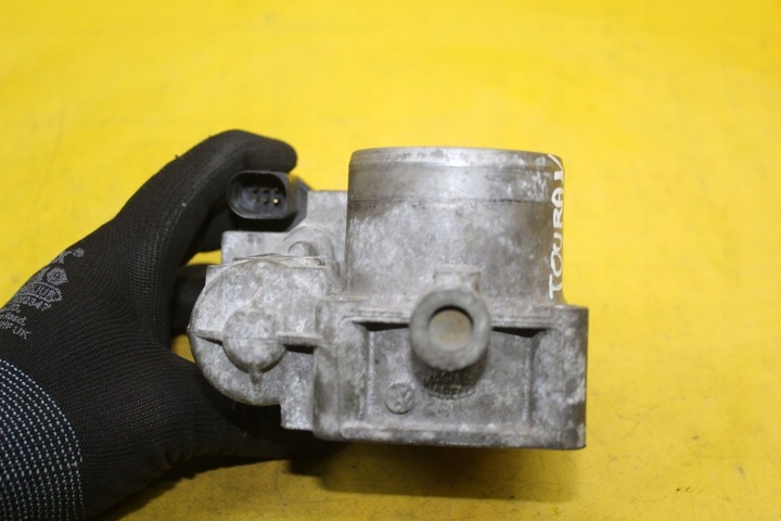 фото №6, Дроссельная заслонка 03c133062a golf v touran 1.6 fsi blf