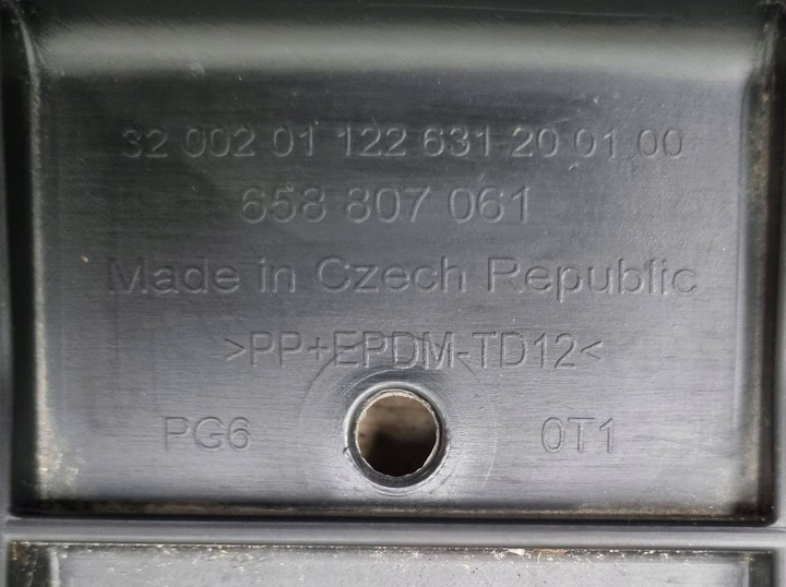 фото №8, Skoda kamiq 2020 з спереду бампери