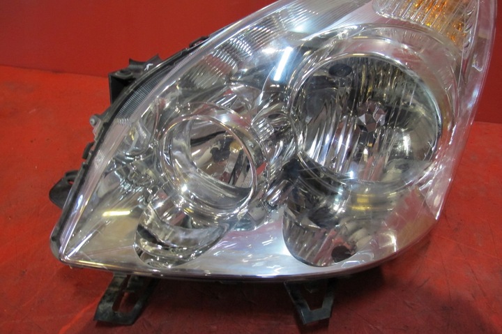 фото №2, Corolla verso ii рестайлинг 07-09 фара лампа перед левая eu