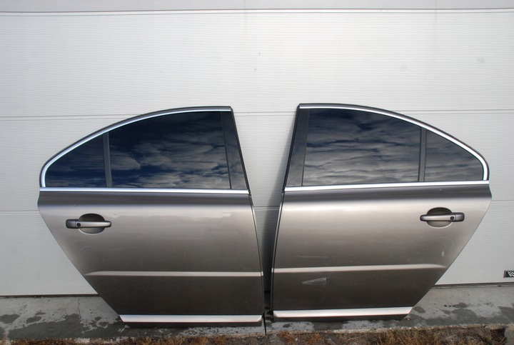 фото №1, Volvo s80 ii двері зад комплектні keyles l / p 472-46