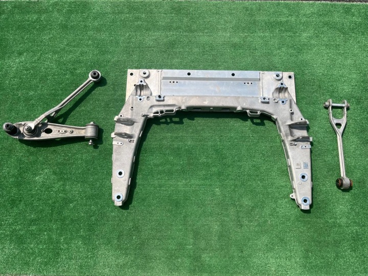 фото №10, Підрамник передні візок porsche 911 992 992401309h 992401157b oem номер пряме біржа
