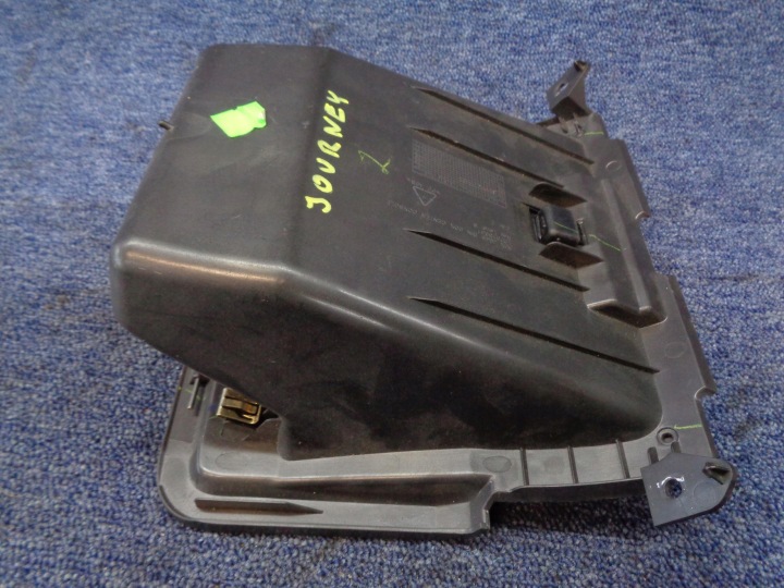 фото №9, Бардачок верхний панели консоли 100015631 dodge journey 2008-2011r.
