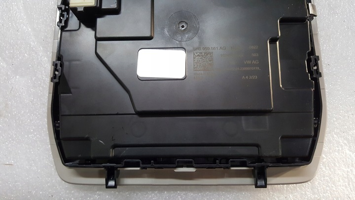 фото №11, Лампа стеля led- vw golf viii 5h0959561ag демонтаж