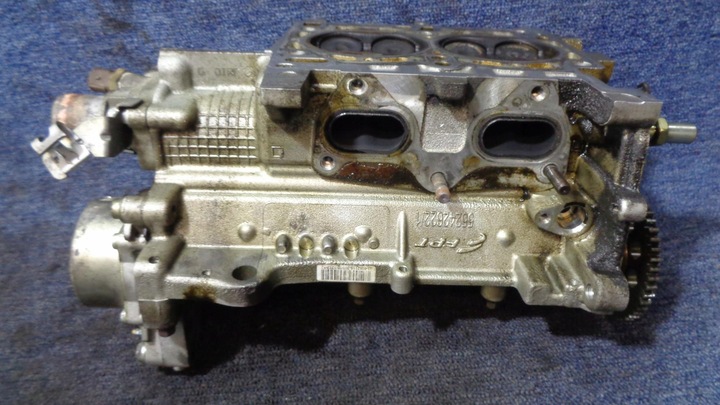 фото №11, Головка клапанна вал 55242622/1 alfa romeo mito 0.9 twinair t-air 2013-