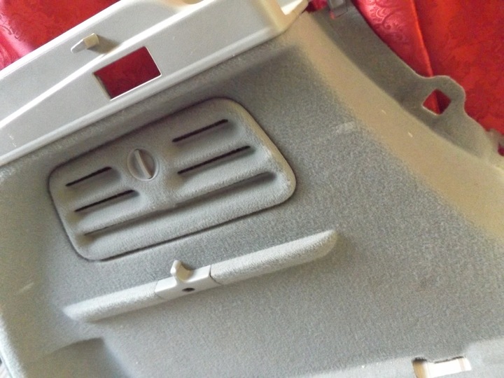 фото №5, Renault scenic ii боковина оббивка багажника