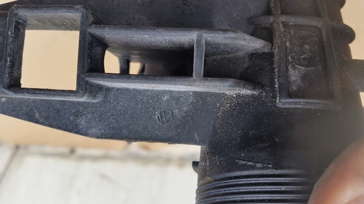 фото №9, Vw polo 6r інтеркулер 6r0145805