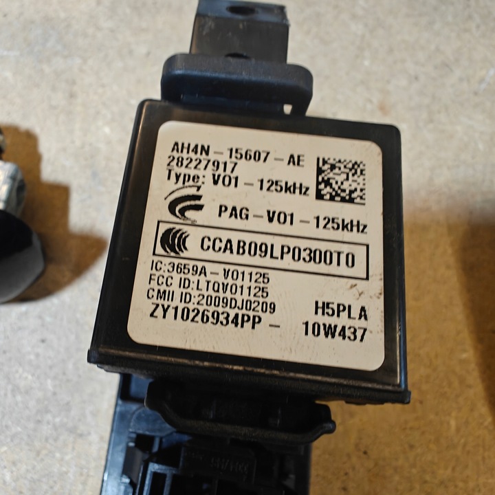 фото №9, Volvo xc60 2.4 d5 205km компьютер замок зажигания набор 2010r