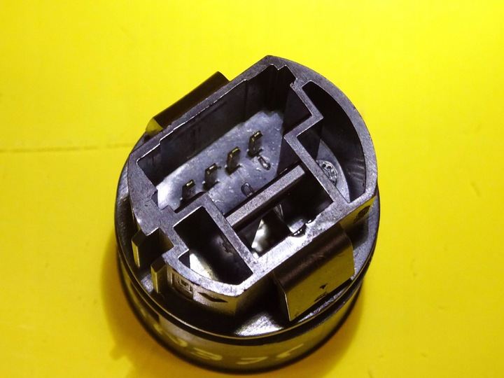 фото №4, Кнопка старт сплав renault grand scenic ii 1927937 nr38