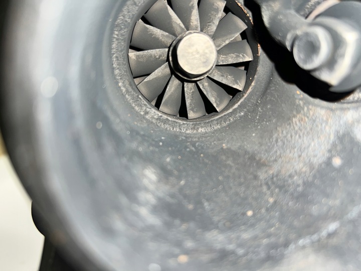 фото №7, Mercedes c-w205 2,2cdi турбина a6510901586 a6510901186 a6510905880 p-nowa