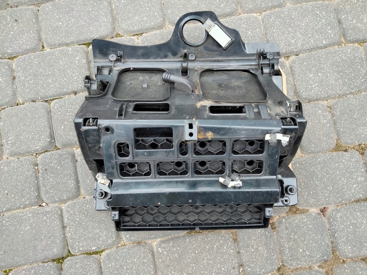 фото №2, Бардачок пассажира vw passat b6 3c1857097ap