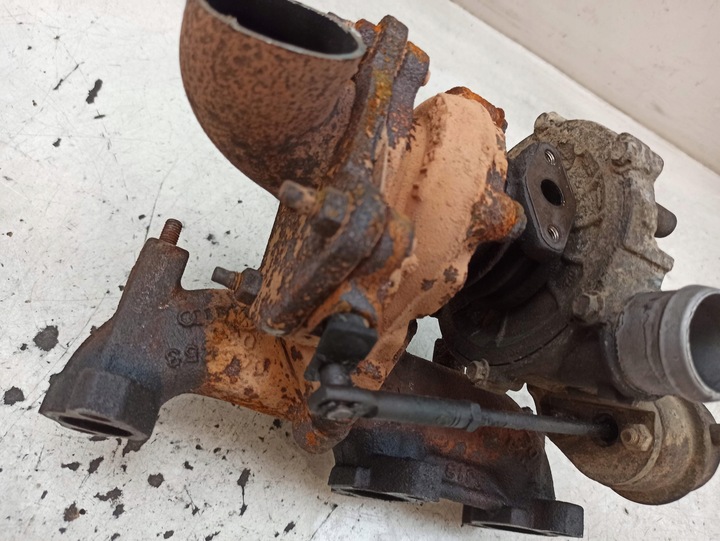 фото №8, Fabia i 1 1.4tdi турбонагнетатель з коллектор 045145701