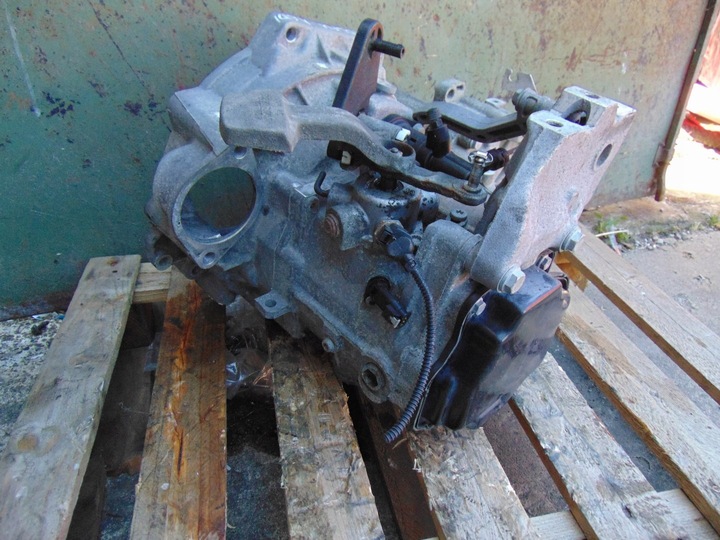 фото №13, Коробка передач коробки передач механічна коробка передач vw golf vi 1.6 tdi lub lvb