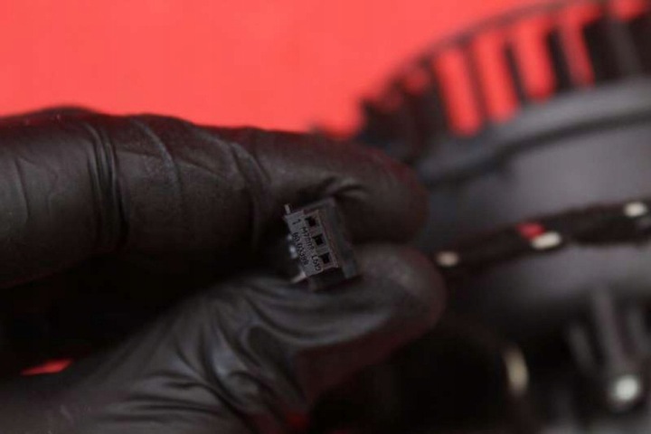 фото №9, Повітродувка вентилятор повітропровід зад a1638300308 mercedes ml w163 01-05