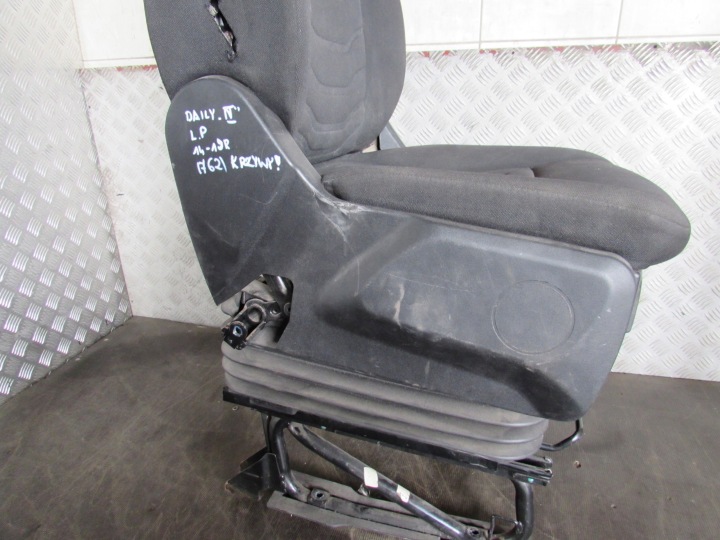 фото №7, Сиденье левые перед iveco daily iv 14-19r