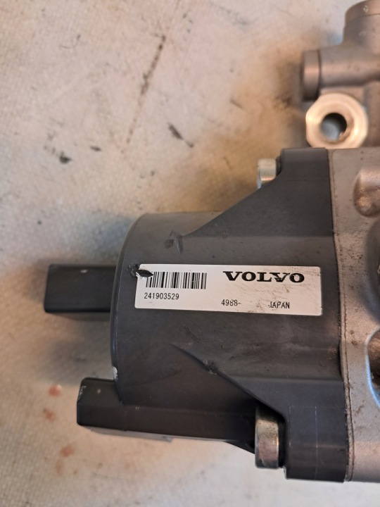 фото №7, Насос масла коробки кпп / коробка передач volvo xc60 ii 241903529
